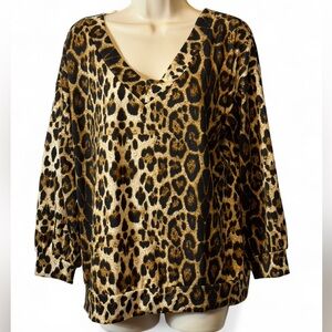‎Leopard V Neck Buckle Top
